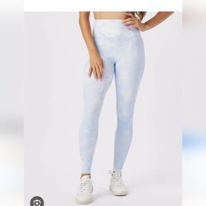Gylder High Rise Legging Women Small